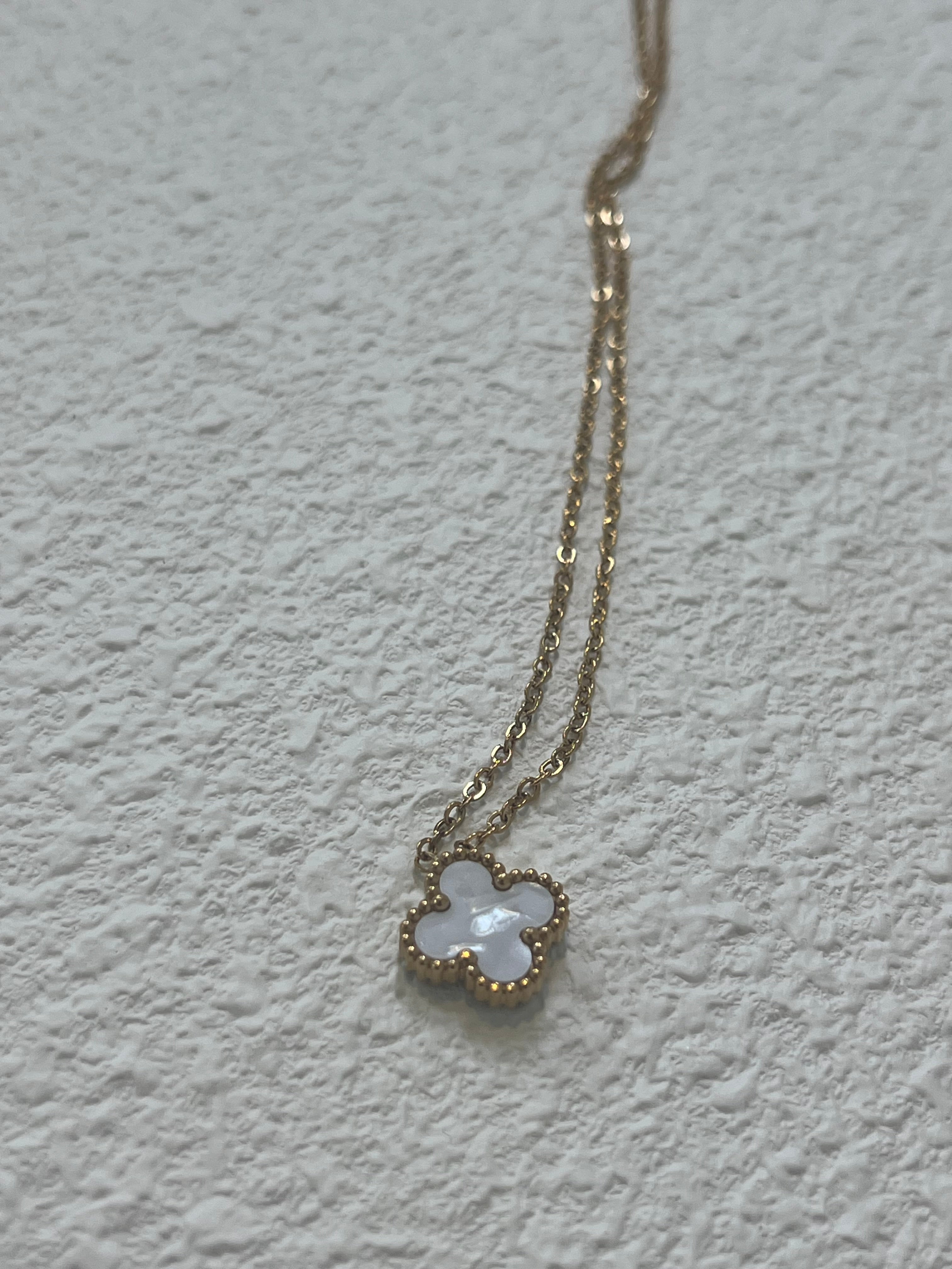 Avani Clover Necklace - White