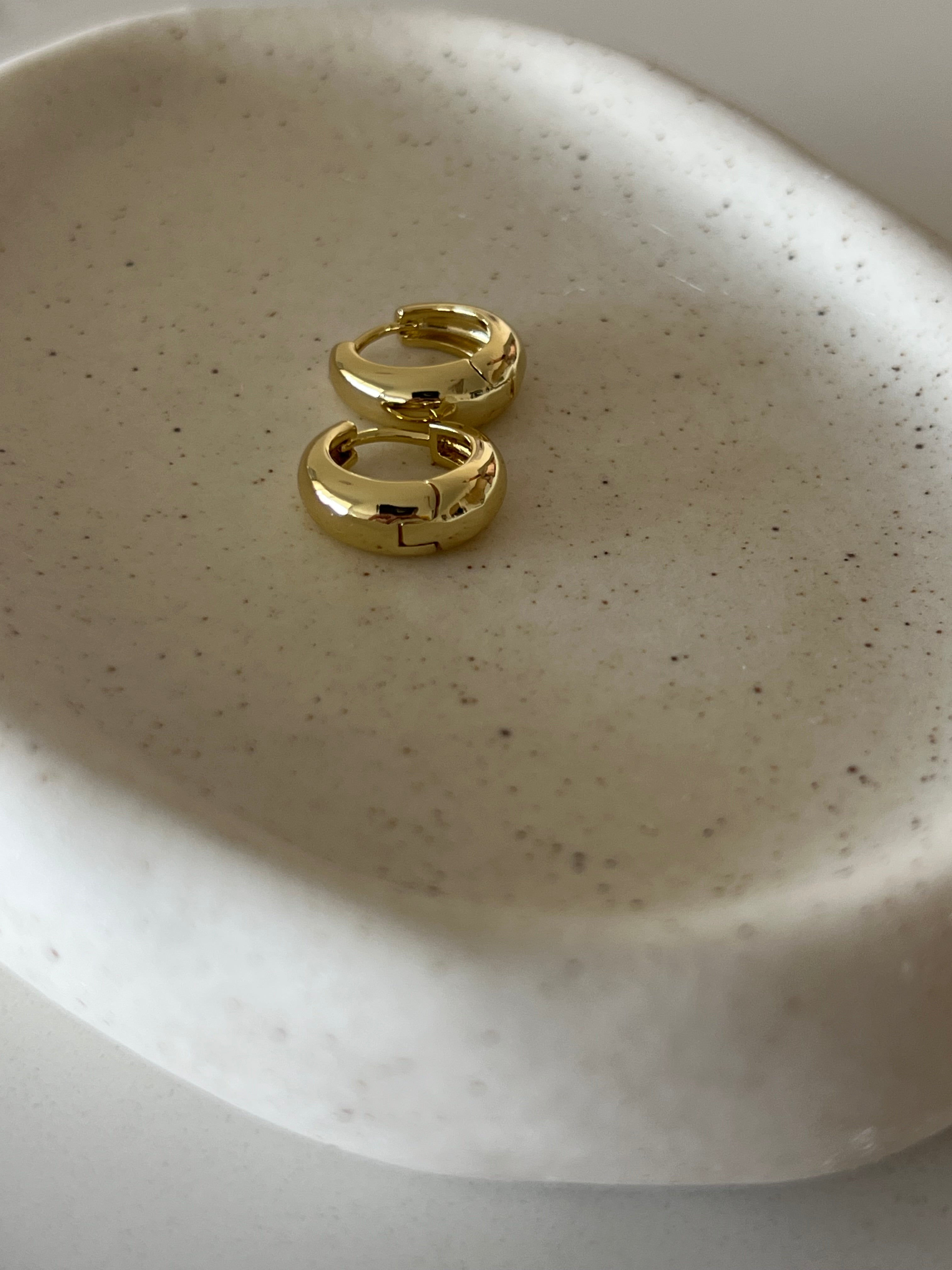 The Hallie Hoop Earrings 