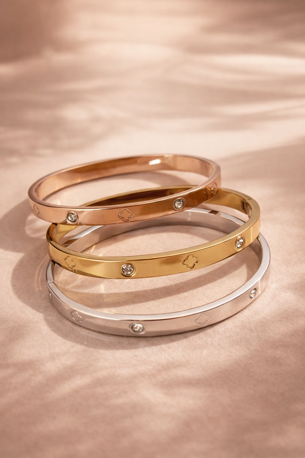 Hope Clover Bangle