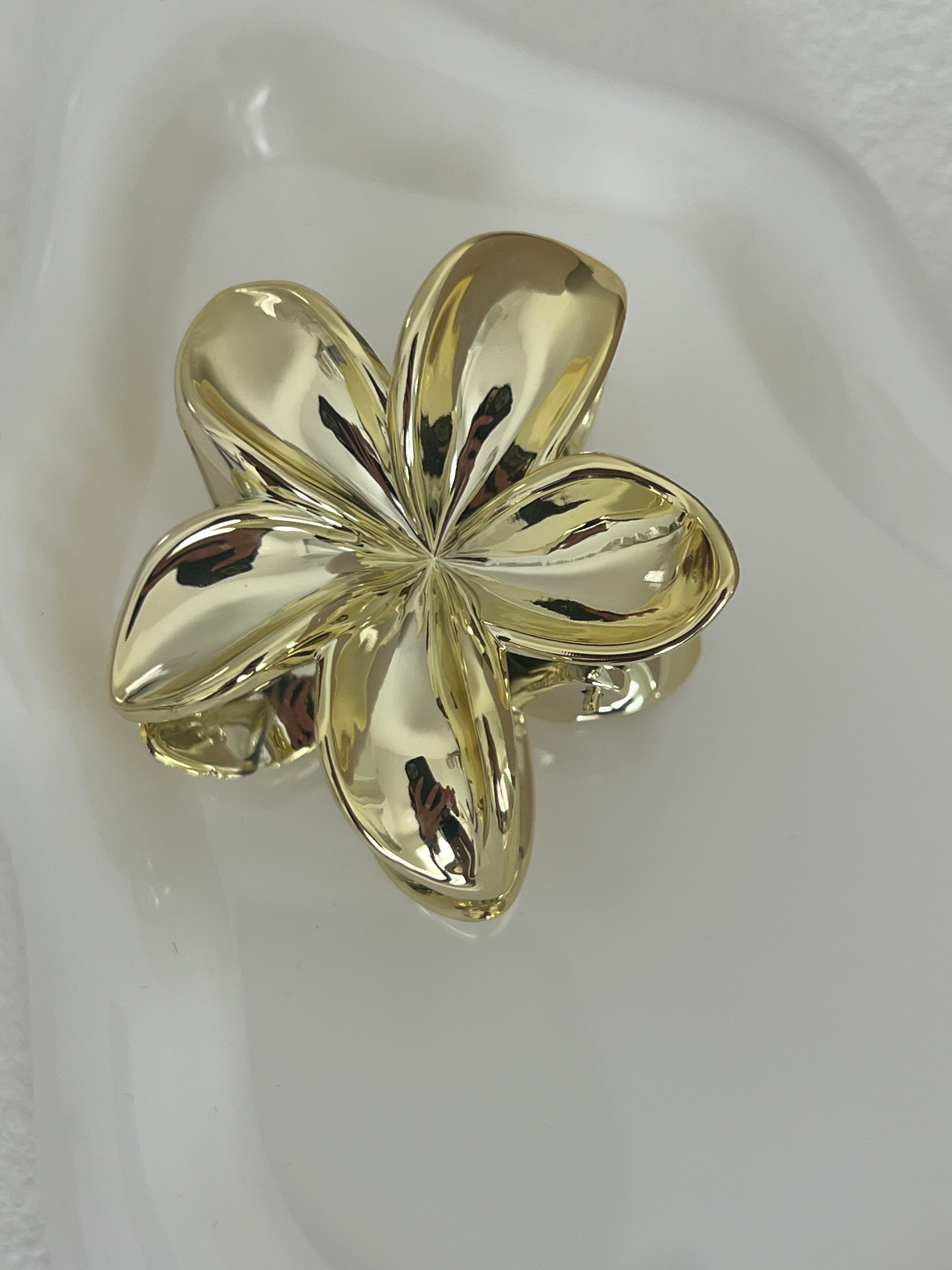 Gold luxe hair clip