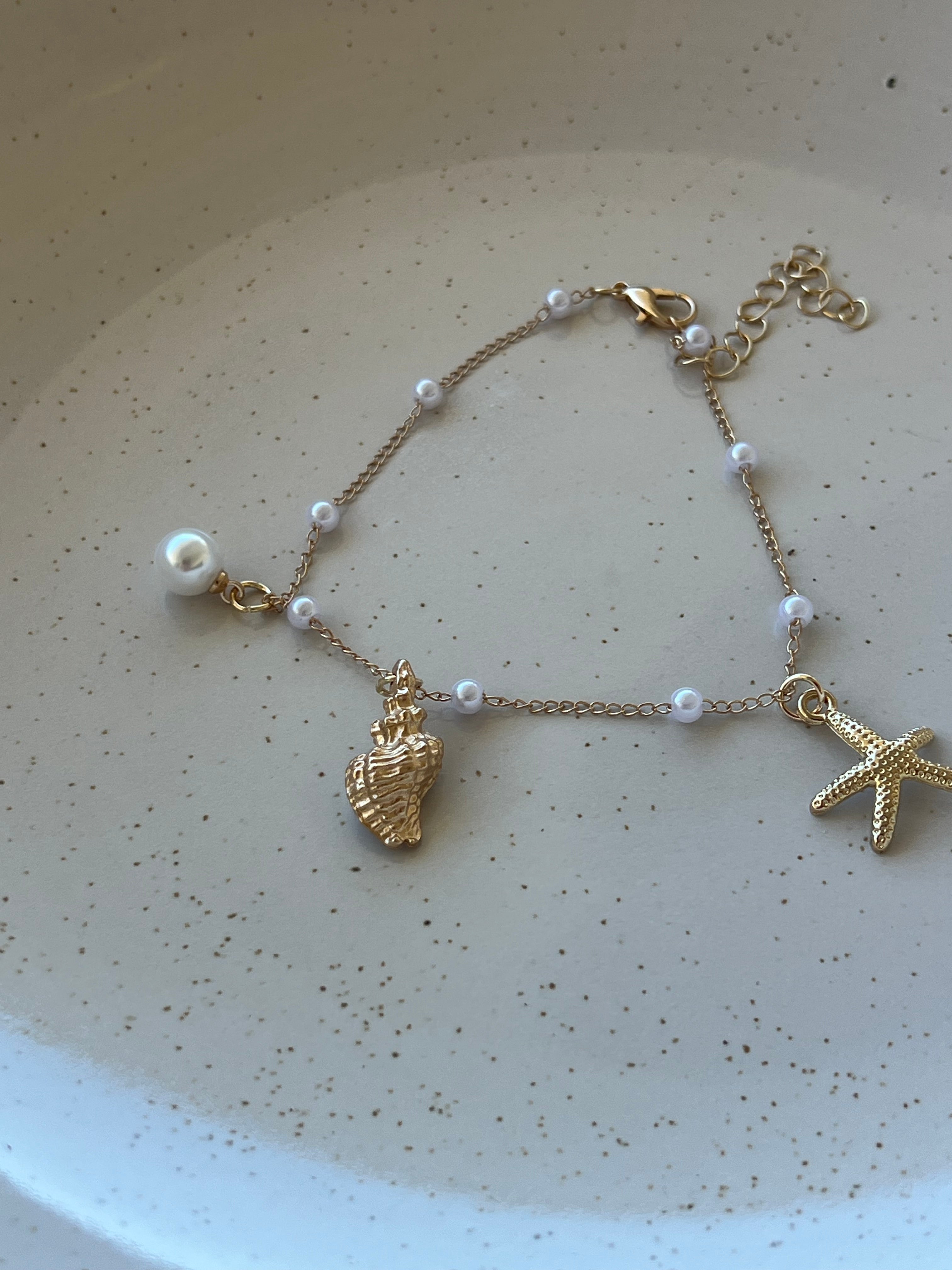 Shelly Pearl Anklet