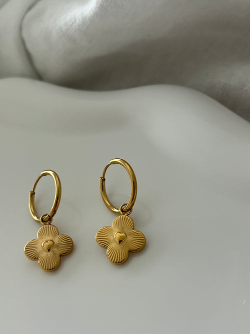 Amira Clover Earrings