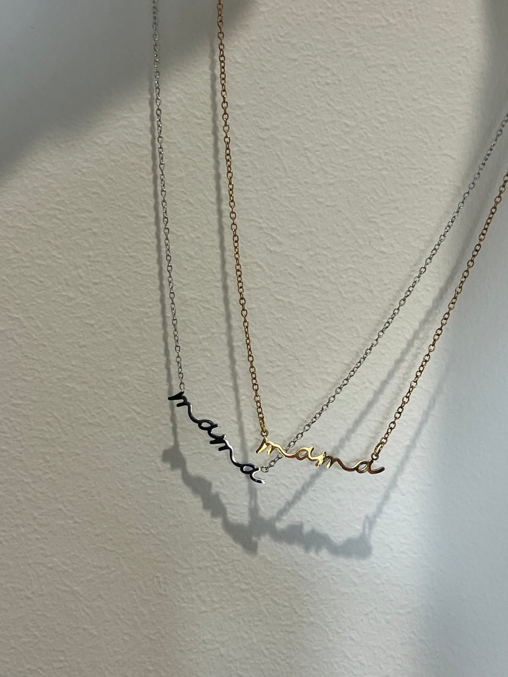 Mama necklace