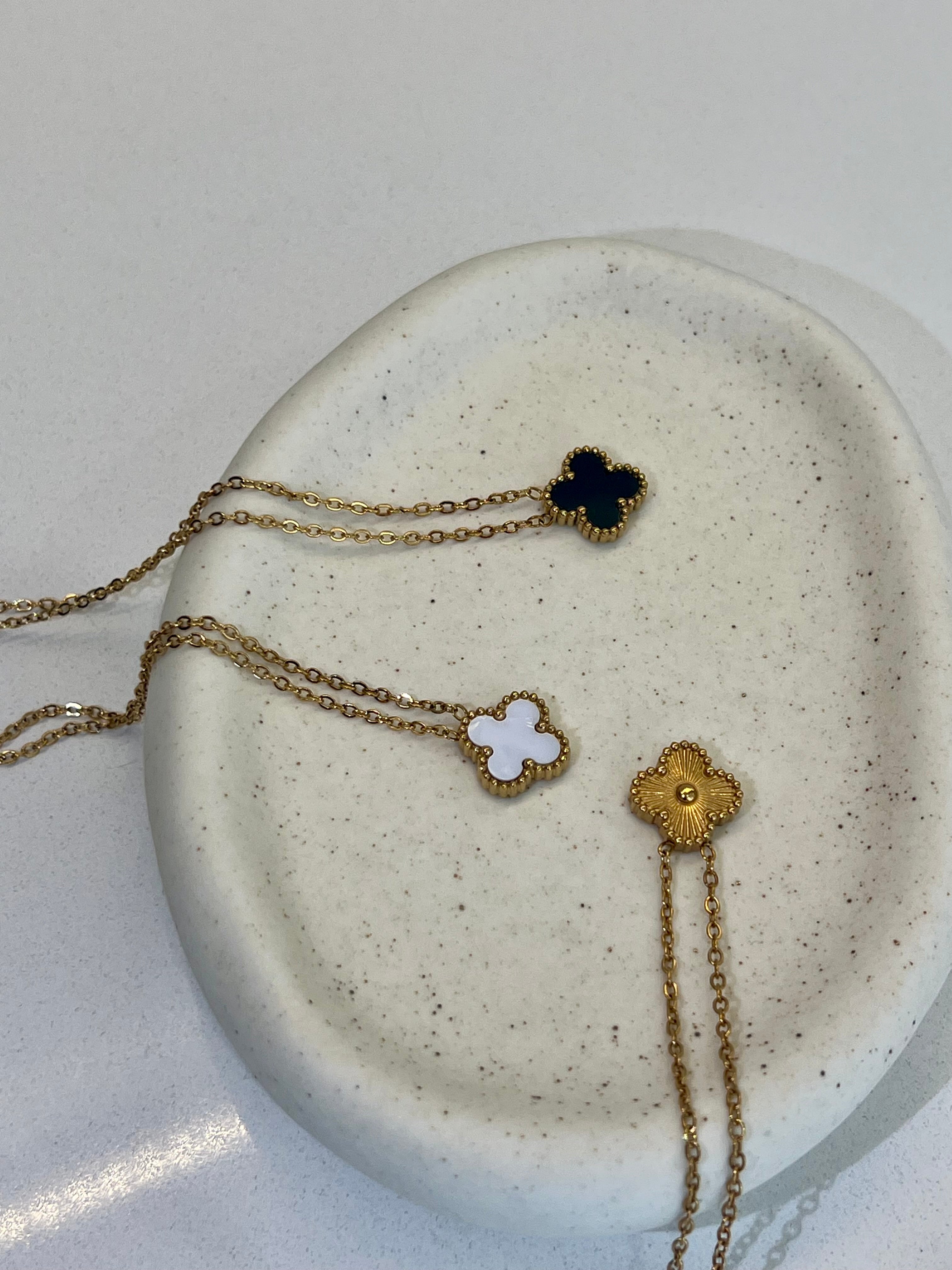 Avani Clover Necklace - White