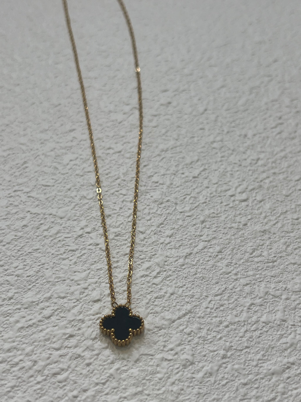 Avani Clover Necklace - Black